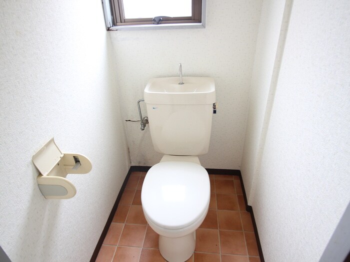 トイレ Ｙｓ Ｂ・Ｌ・Ｄ