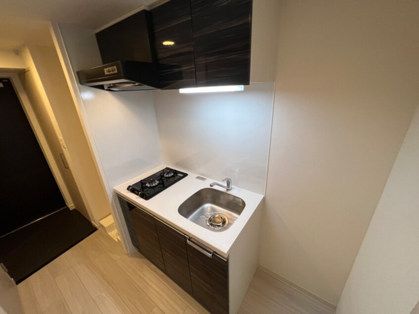 キッチン ﾌﾟﾚｻﾝｽOSAKADOMECITYｸﾛｽﾃｨ(204)