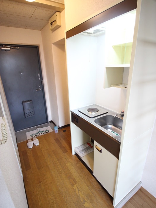 キッチン ＲＡＪＡＨ　ＣＬＵＢ０２