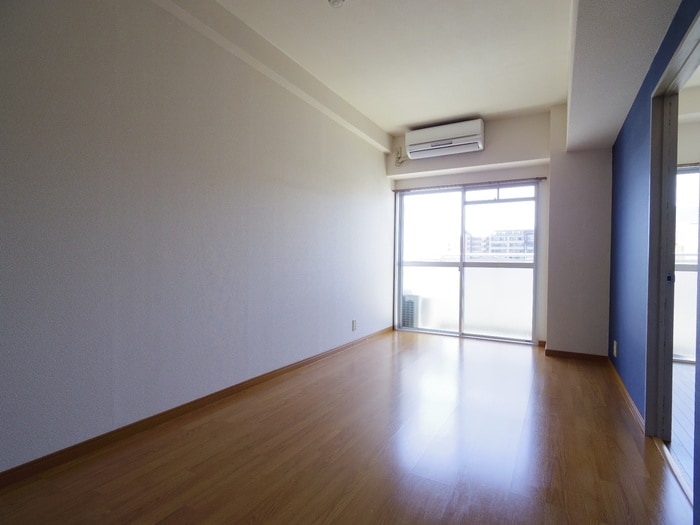 居室 セジュール大手筋