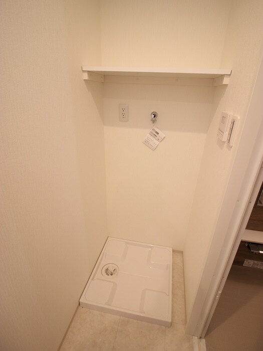 洗濯機置場 SHUNKI江戸堀