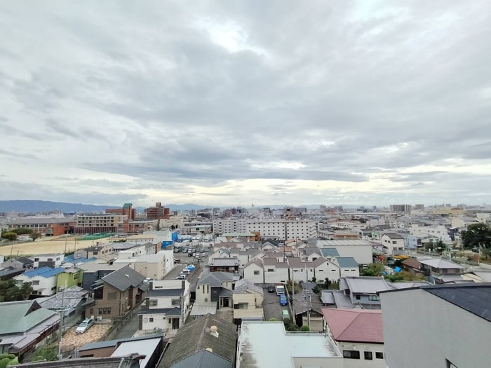 室内からの展望 S-RESIDENCE高井田Central