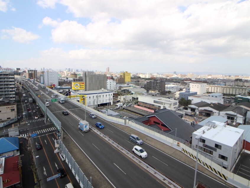 室内からの展望 S-RESIDENCE高井田Central