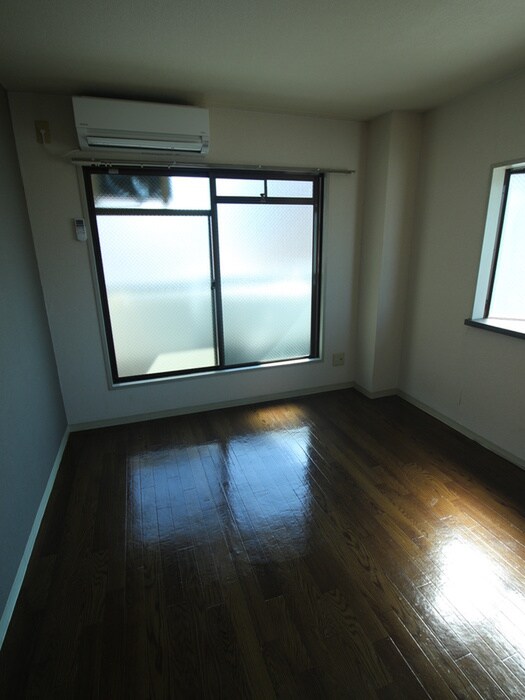 居室 メゾンかなめ