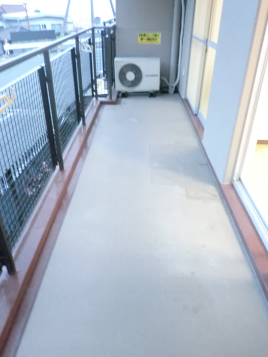 ベランダ・バルコニー 朝日ﾌﾟﾗｻﾞ生駒西二番館C棟(202)