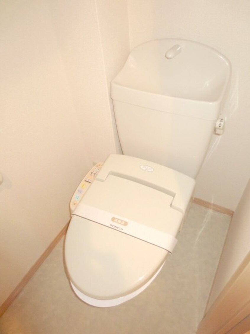 トイレ アゼリア