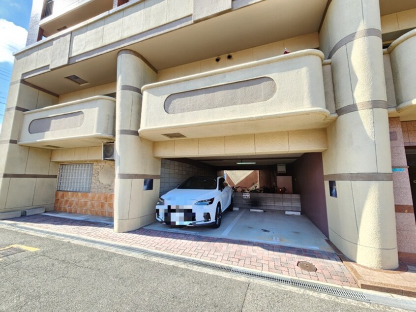 駐輪場 川辺辻岡マンション