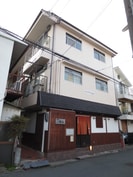 ヤングマンションの外観