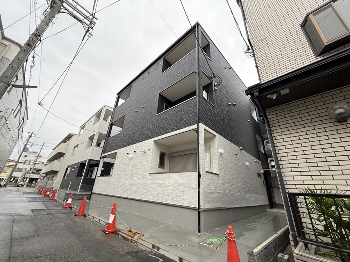 建築中