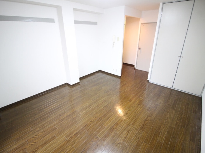 居室 中央日進ビルA