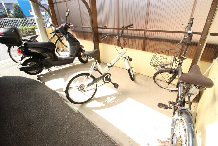 駐輪場 メゾン池上１