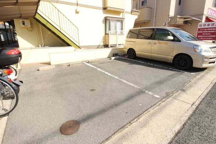 駐車場 メゾン池上１