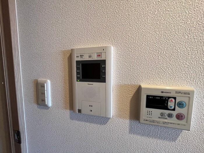 内観写真 ﾌﾟﾚｻﾝｽ三宮ﾌﾗﾜｰﾛｰﾄﾞ(704)