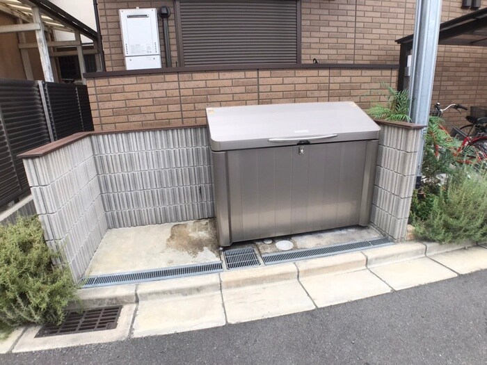 建物設備 Porte du Bonheur