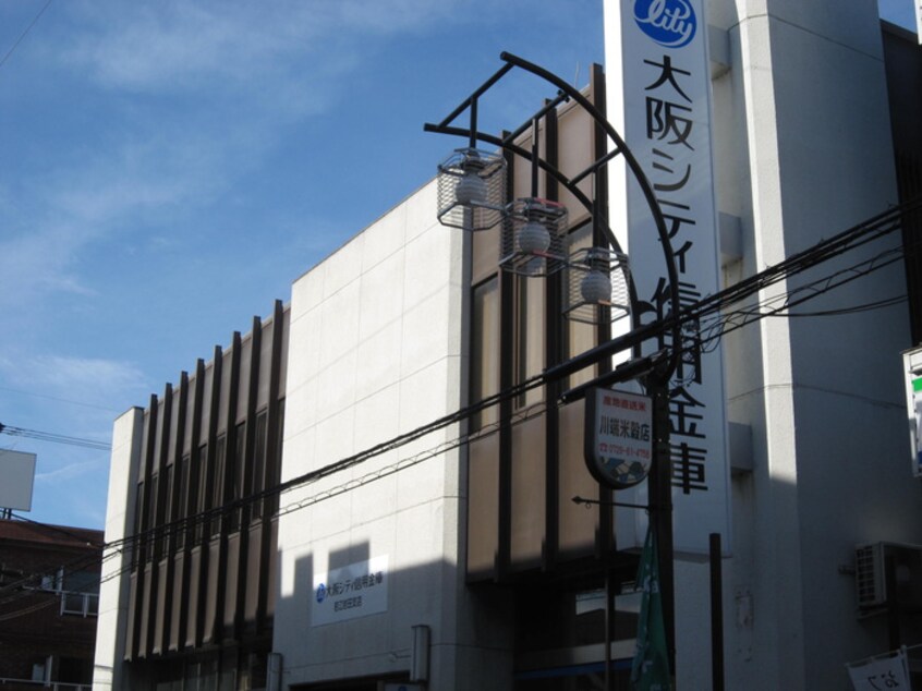 大阪シティ信用金庫　若江岩田支店(銀行)まで452m Porte du Bonheur