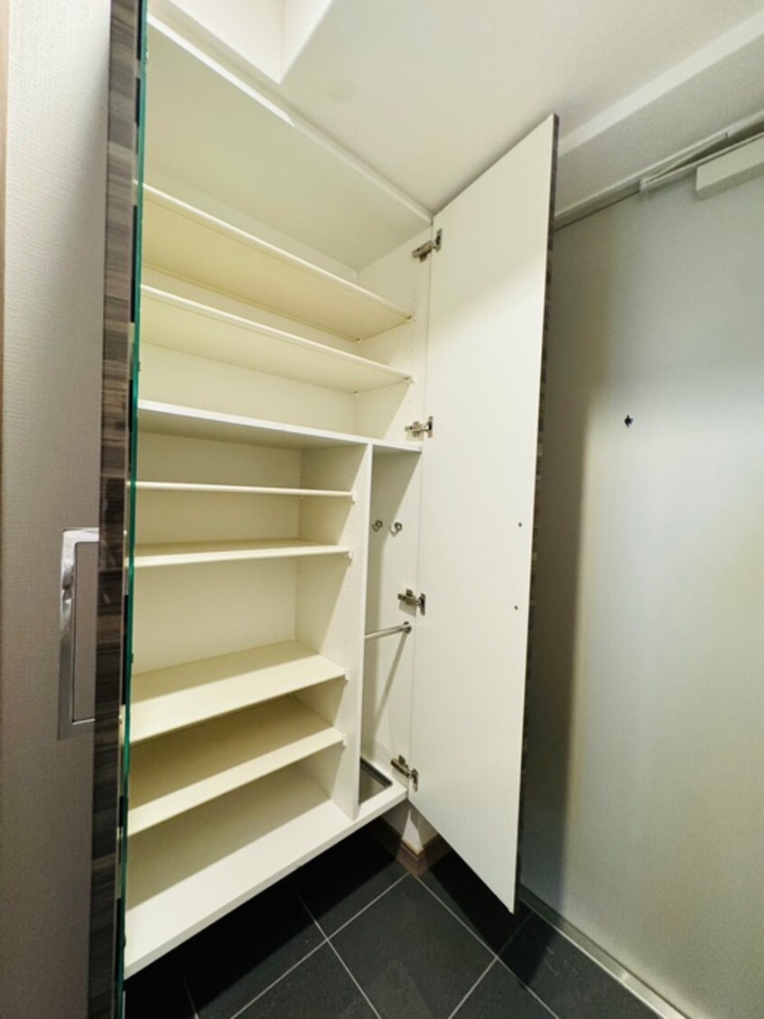 靴箱 ベラジオ雅び京都三条通（901）