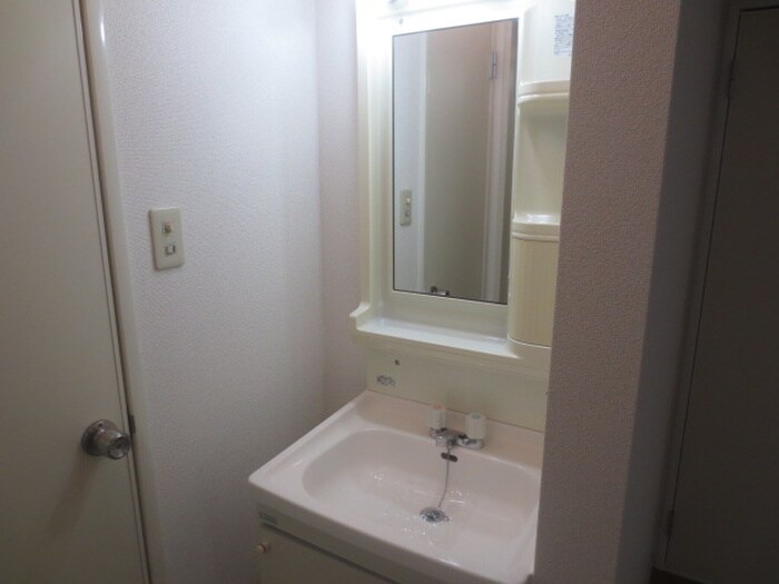 洗面 ヴィラ若木