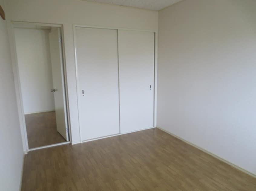 居室 ヴィラ若木