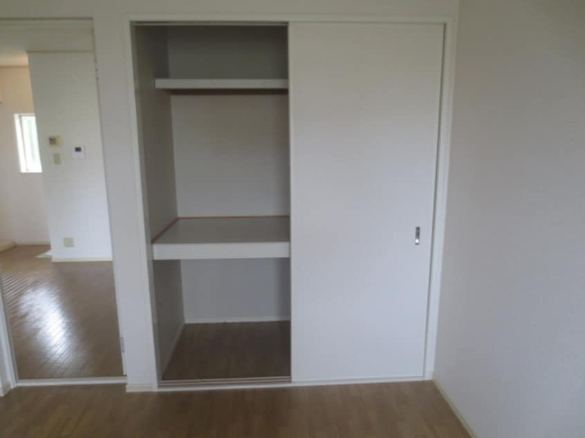 収納 ヴィラ若木