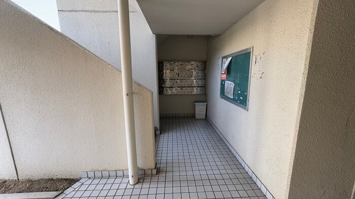 エントランス部分 レジデンス清水ヶ丘