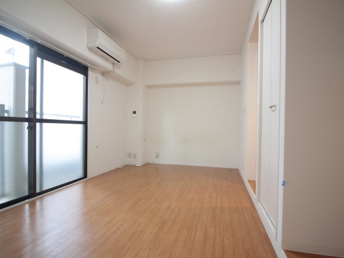 居室 カサ甲子園口