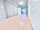 居室 DODOHOUSE