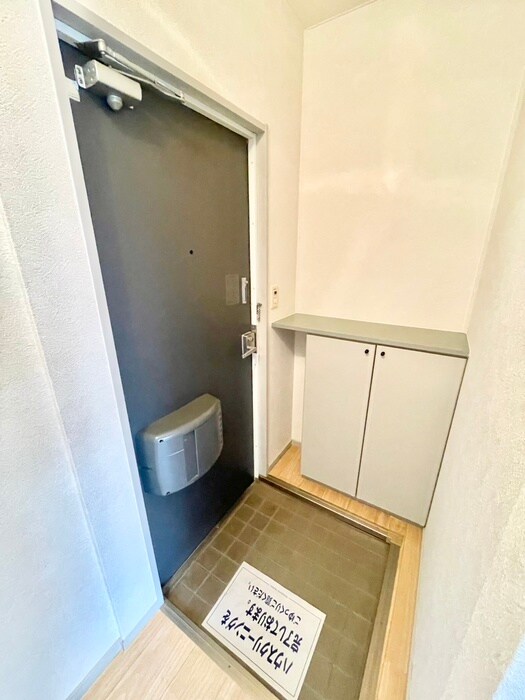 玄関 ロアールＡ