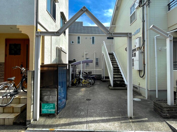 エントランス部分 ルシェ－ル西宮