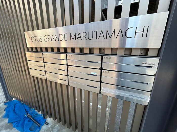 エントランス部分 LOTUS GRANDE MARUTAMACHI