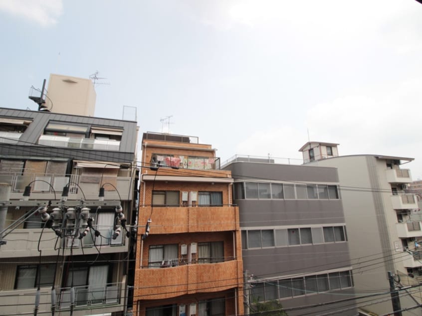 室内からの展望 ベラジオ富小路(404)