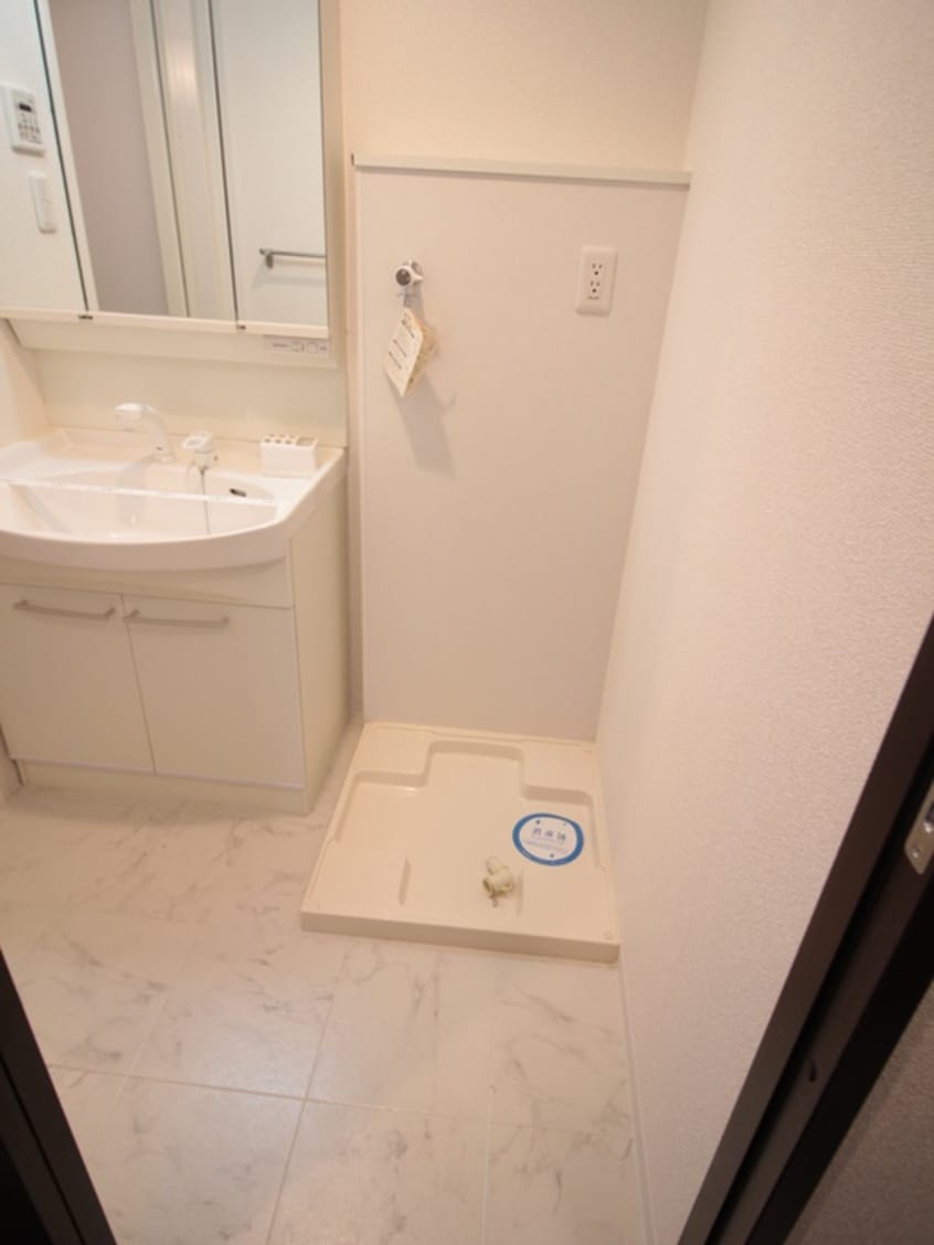 洗濯機置場 ベラジオ富小路(404)