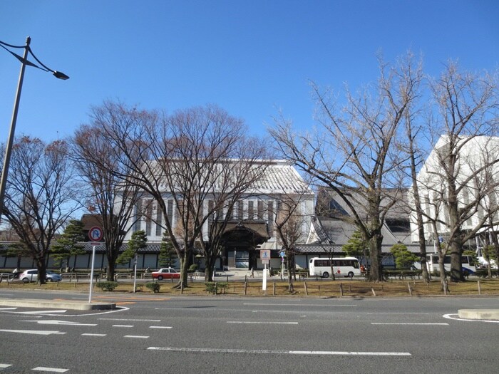 東本願寺(公園)まで1200m コトモ小林