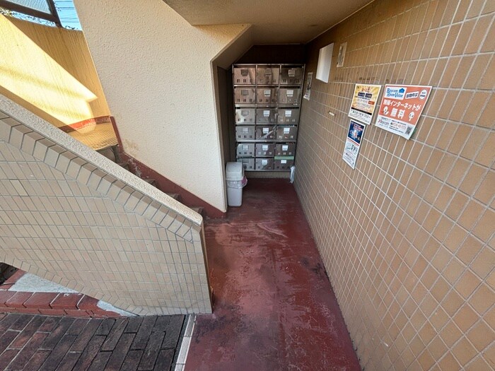 エントランス部分 シャンブルド甲東園
