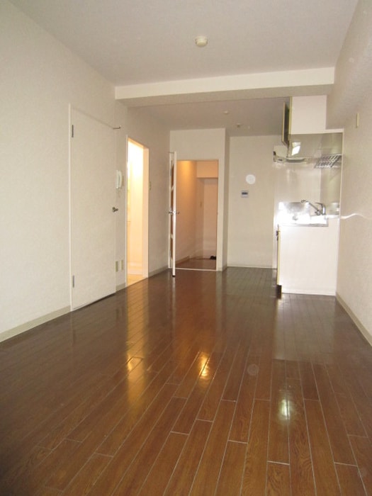 居室 ラパンジ－ル恵美須Ⅱ