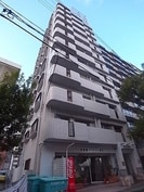 サンビルダー三宮の外観