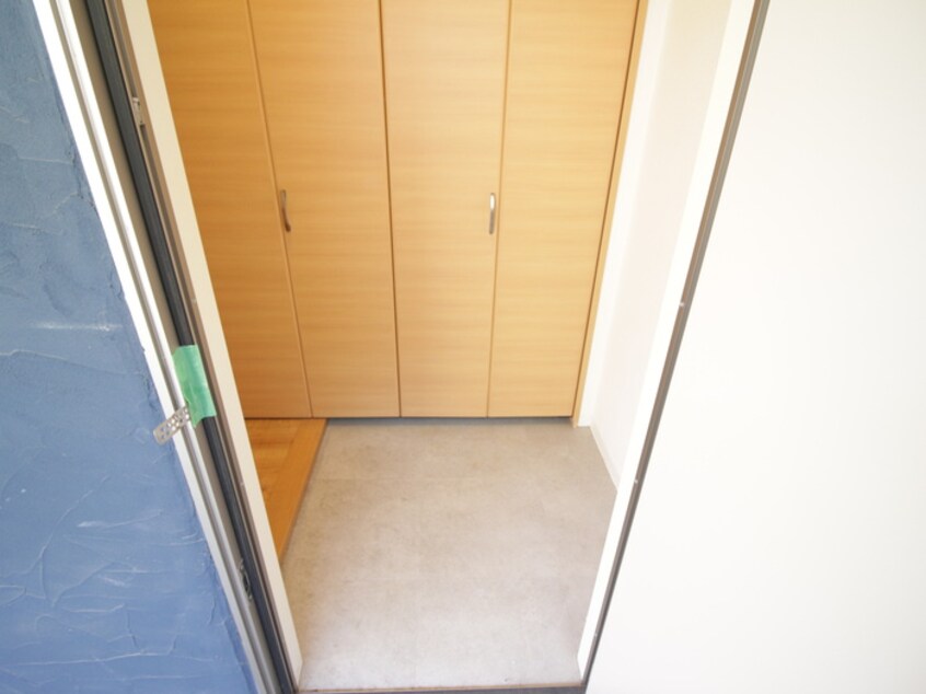 玄関 ハイツシ－サイド