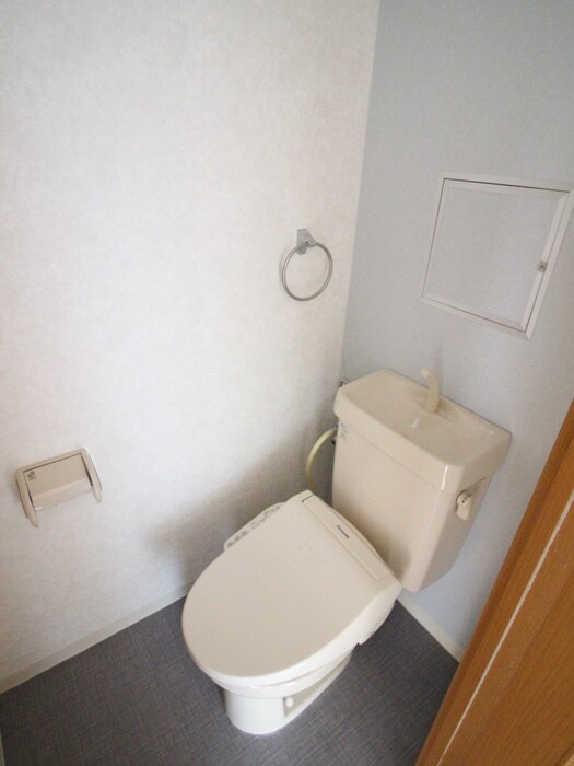 トイレ ラシ－ヌ山坂