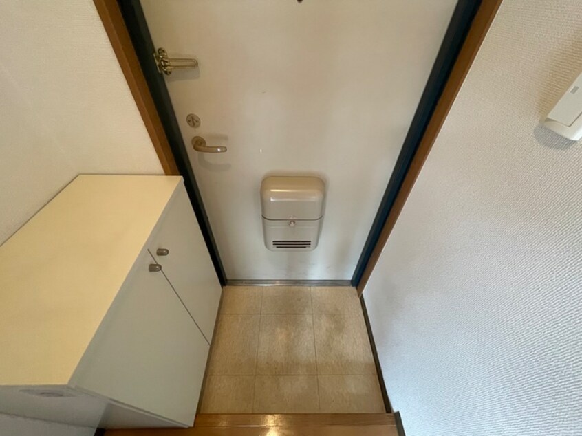 玄関 ラシ－ヌ山坂