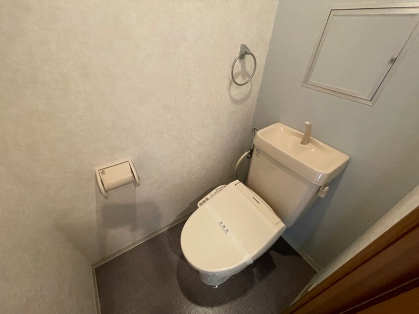 トイレ ラシ－ヌ山坂