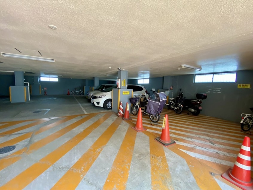 駐車場 有馬パレス禁野