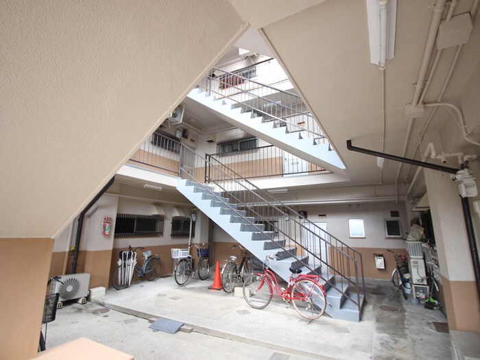 駐輪場 半田マンション