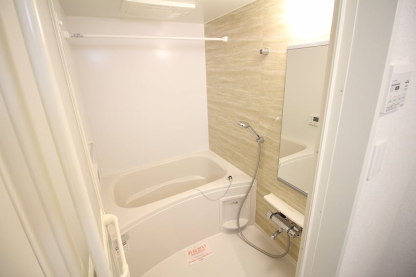 バス／シャワールーム等 セラヴィ