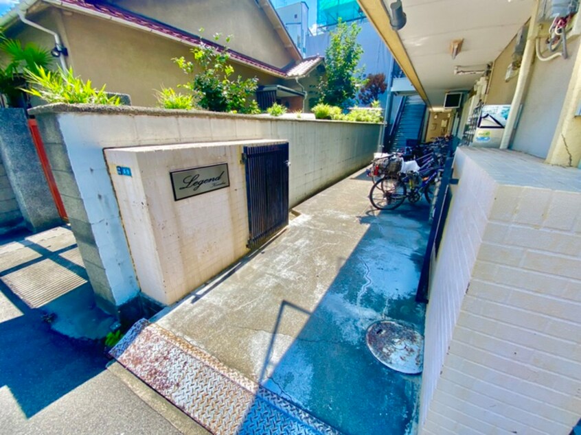 エントランス部分 レジェンド小阪