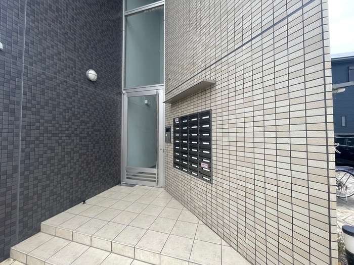 エントランス部分 アルヴィータ