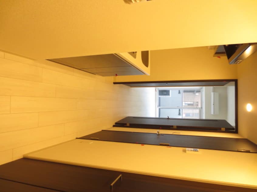 廊下 プレサンス梅田東ベータ(801)