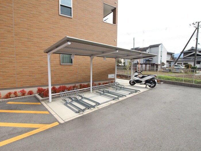 駐輪場 レジデンスひかり
