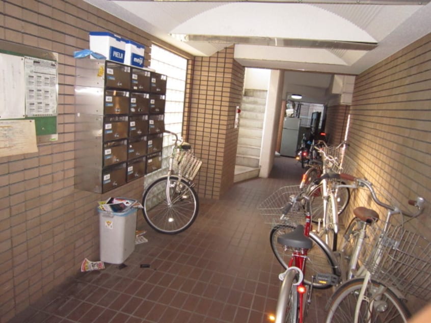 エントランス部分 ベルズコ－ト塚本