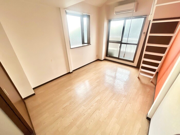 居室 エクセル大宮