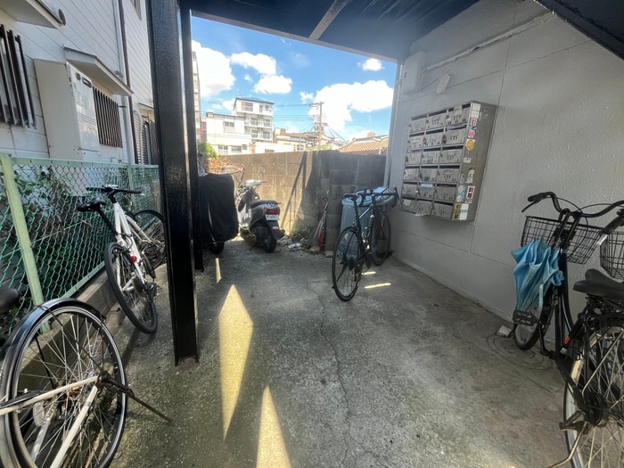 駐輪場 小川マンション