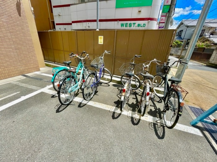 駐輪場 サンライズ大和田